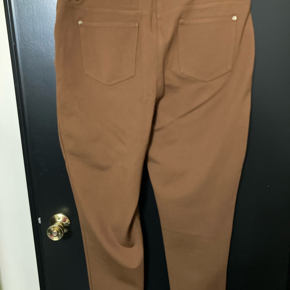 Chicos size 3 slim ankle regular length. New with tags.